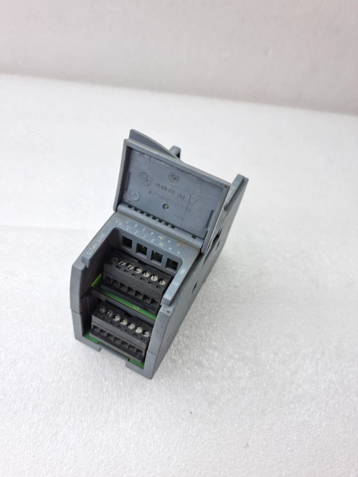 USED SIEMENS SIMATIC S7-1200 SM 1221 DC 6ES7 221-1BH32-0XB0 DIGITAL INPUT MODULE
